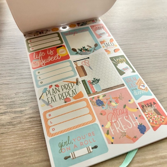 The Paper Studio Agenda 52 Meal Prep Sticker Book 962 pc-New! - Picture 3 of 4